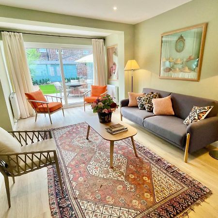 Central Townhouse With Free Off Road Parking And Garden Йорк Экстерьер фото