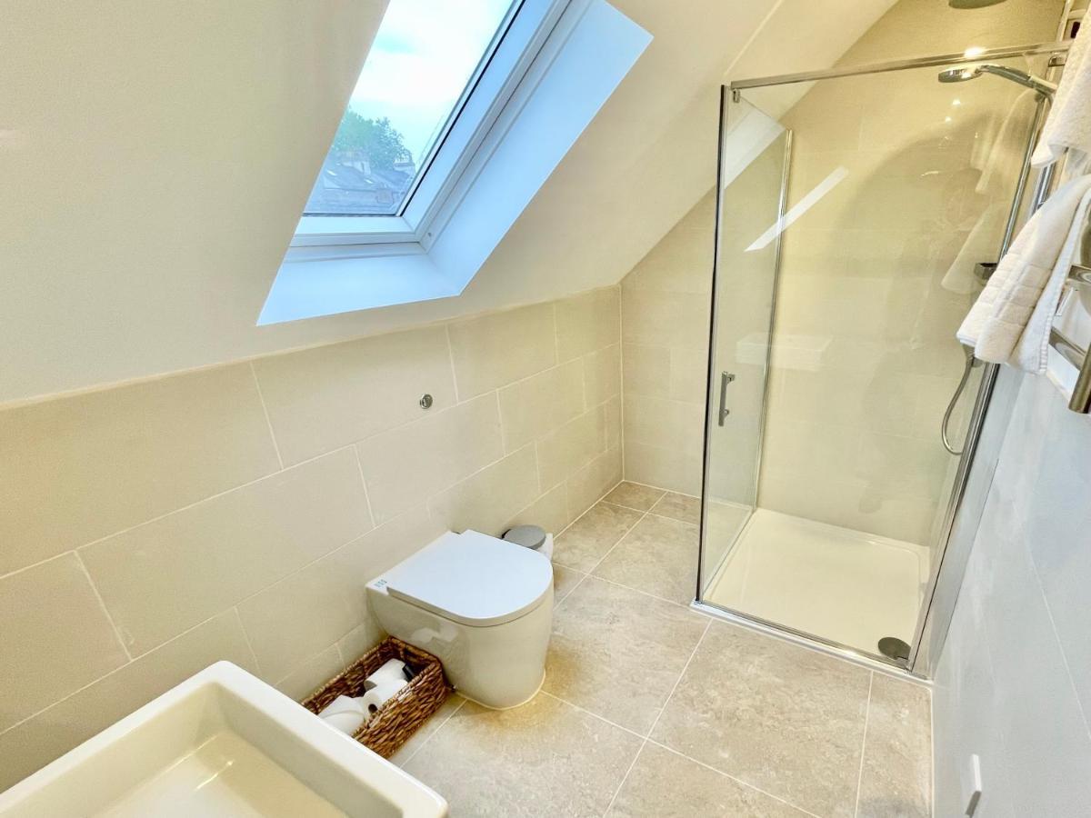 Central Townhouse With Free Off Road Parking And Garden Йорк Экстерьер фото